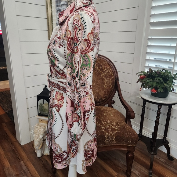 Paisley L'ATISTE Belted Dress - Picture 5 of 12